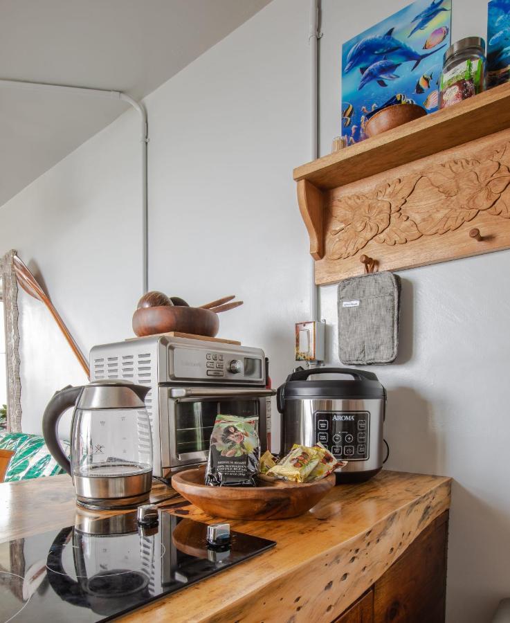 Breezy Beachfront Bali-Style Haven 180 Degree Oceanview Hau'ula Exterior foto